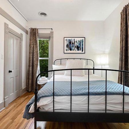 Lola House! Cozy Comfort, Prime Old Town Location Fort Collins Buitenkant foto
