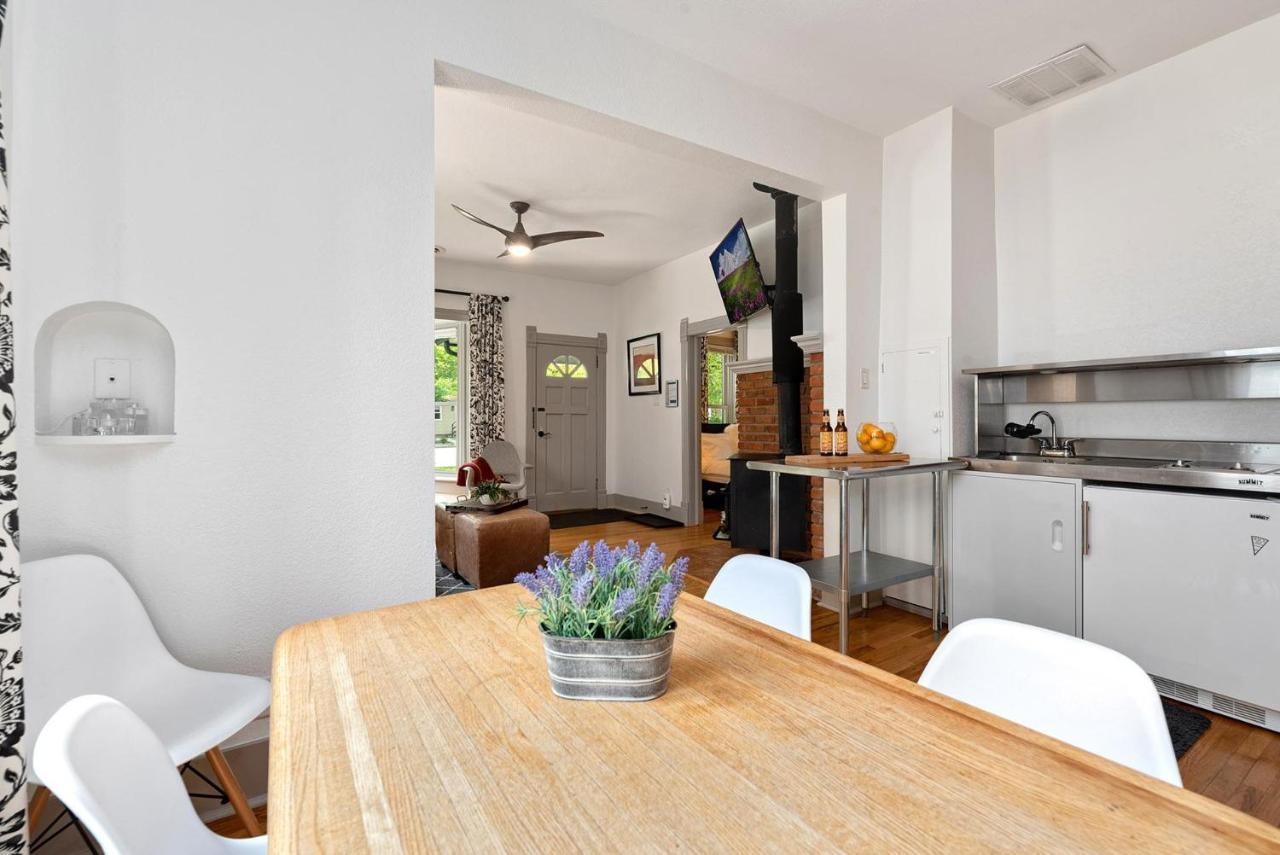 Lola House! Cozy Comfort, Prime Old Town Location Fort Collins Buitenkant foto